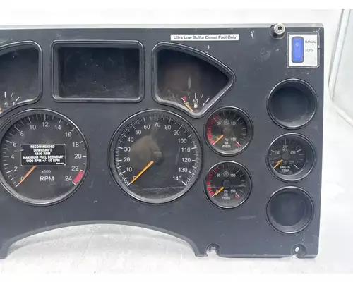 Mack CXU612 Instrument Cluster
