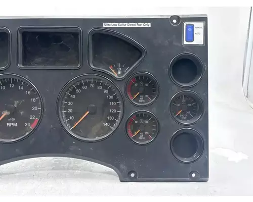 Mack CXU612 Instrument Cluster