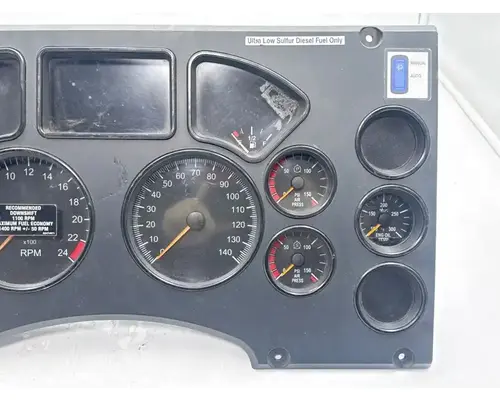 Mack CXU612 Instrument Cluster