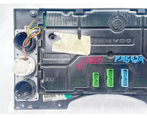 Mack CXU612 Instrument Cluster