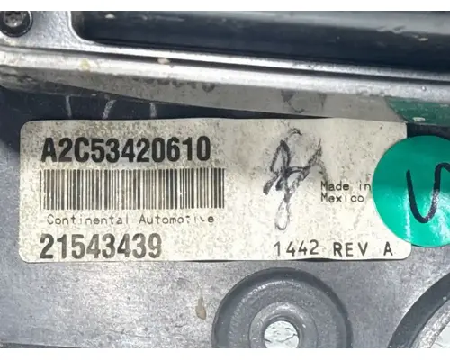 Mack CXU612 Instrument Cluster