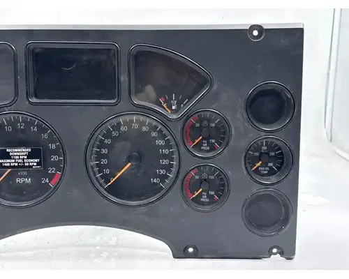 Mack CXU612 Instrument Cluster