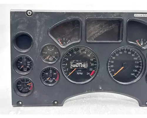 Mack CXU612 Instrument Cluster