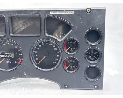 Mack CXU612 Instrument Cluster