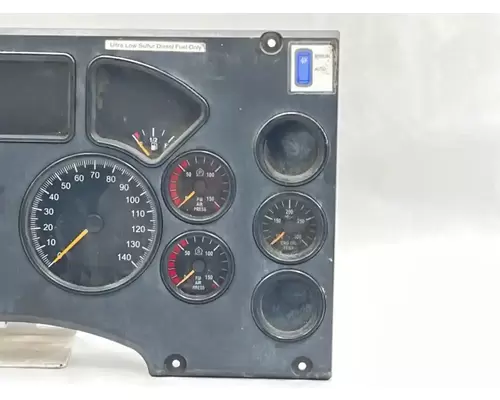 Mack CXU612 Instrument Cluster