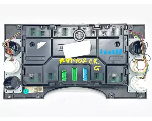 Mack CXU612 Instrument Cluster