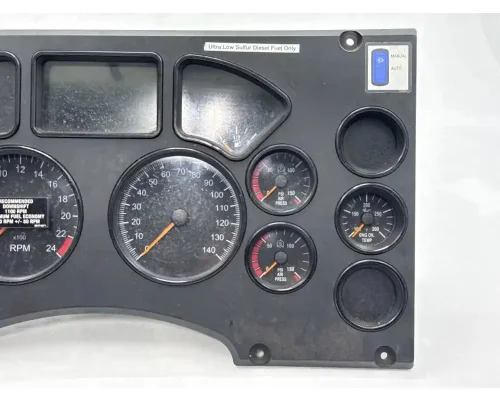 Mack CXU612 Instrument Cluster