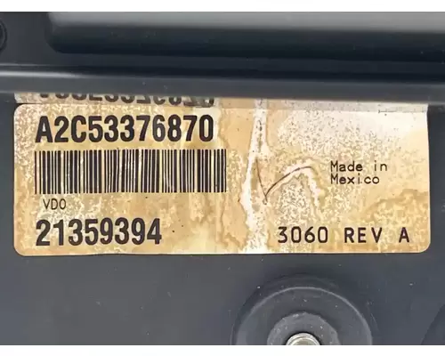 Mack CXU612 Instrument Cluster