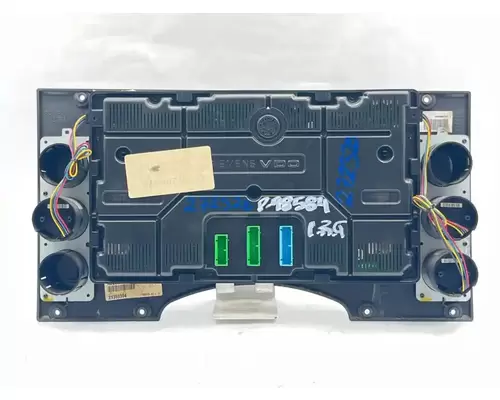 Mack CXU612 Instrument Cluster