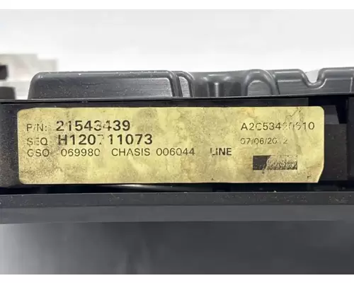 Mack CXU612 Instrument Cluster