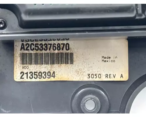 Mack CXU612 Instrument Cluster