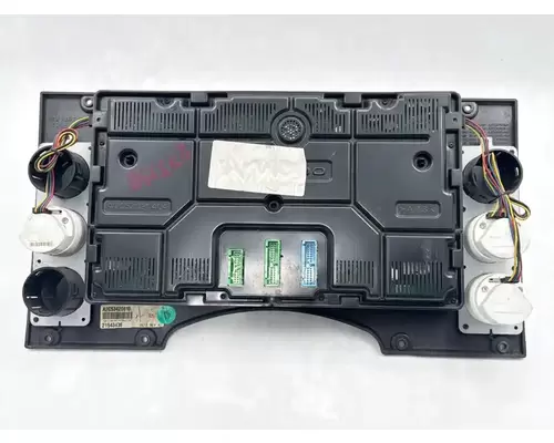 Mack CXU612 Instrument Cluster