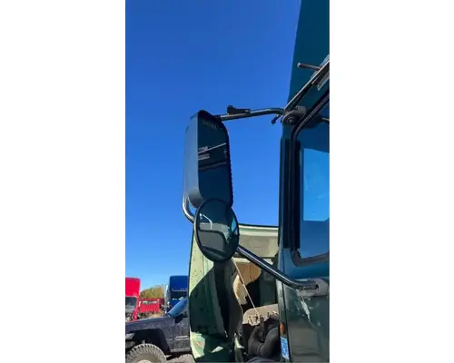Mack CXU612 Mirror (Interior)