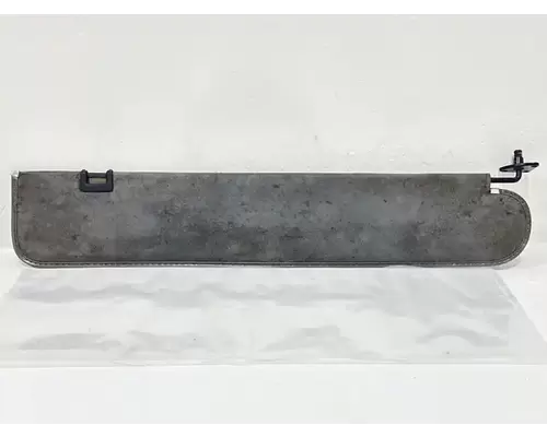 Mack CXU612 Sun Visor (External)