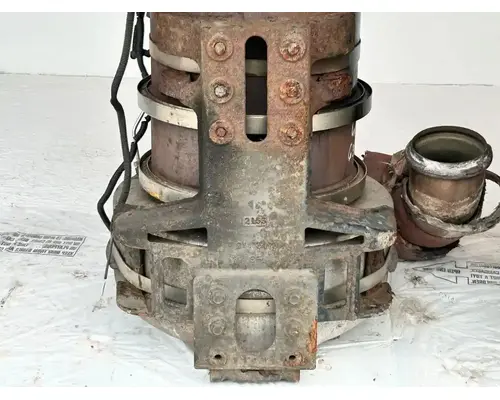 Mack CXU613T DPF (Diesel Particulate Filter)