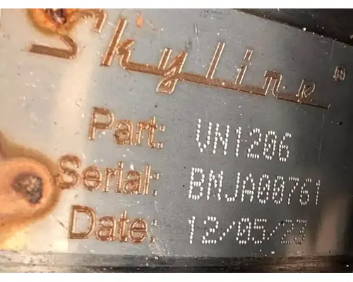 Mack CXU613T DPF (Diesel Particulate Filter)