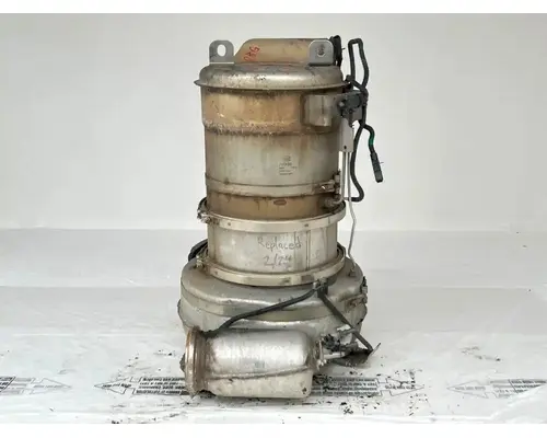 Mack CXU613T DPF (Diesel Particulate Filter)
