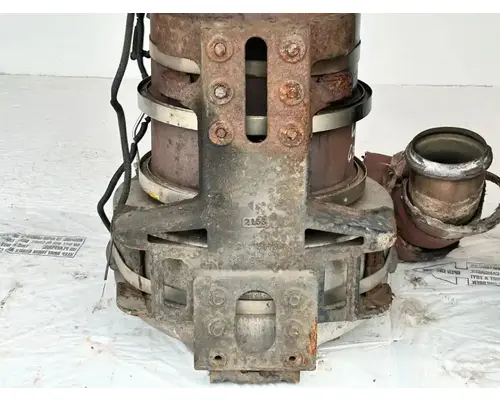 Mack CXU613T DPF (Diesel Particulate Filter)