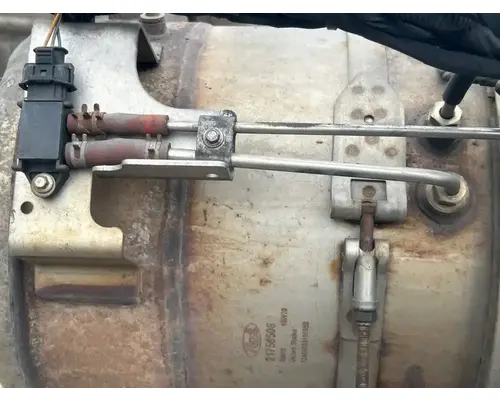 Mack CXU613T DPF (Diesel Particulate Filter)