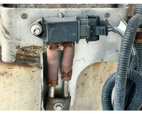 Mack CXU613T DPF (Diesel Particulate Filter)