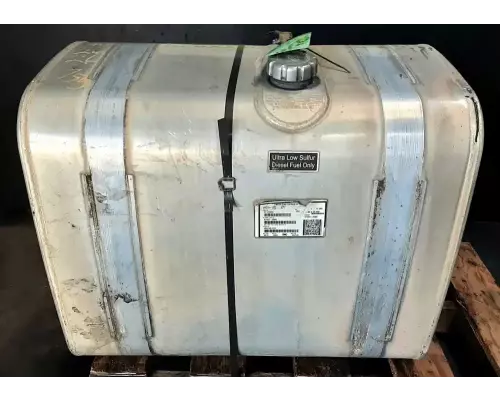 Mack CXU613T Fuel Tank