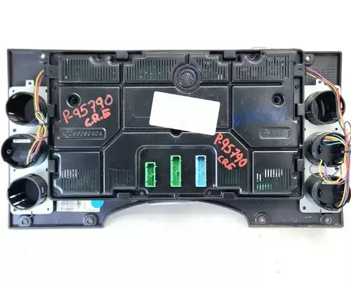 Mack CXU613T Instrument Cluster