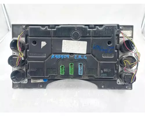 Mack CXU613T Instrument Cluster