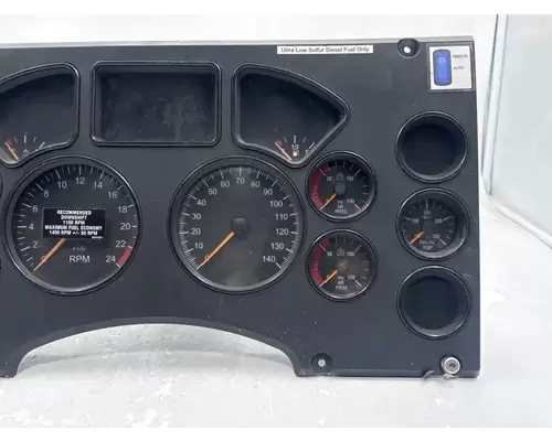 Mack CXU613T Instrument Cluster