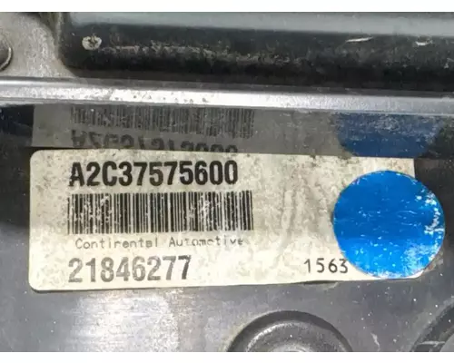Mack CXU613T Instrument Cluster