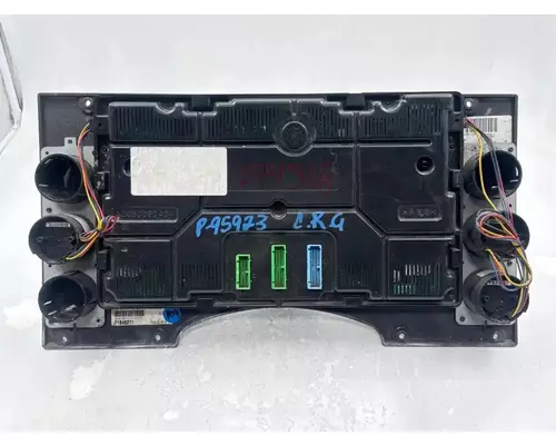 Mack CXU613T Instrument Cluster