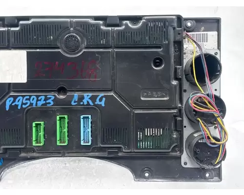 Mack CXU613T Instrument Cluster