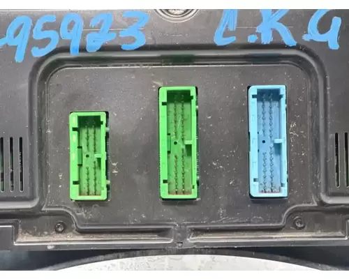 Mack CXU613T Instrument Cluster