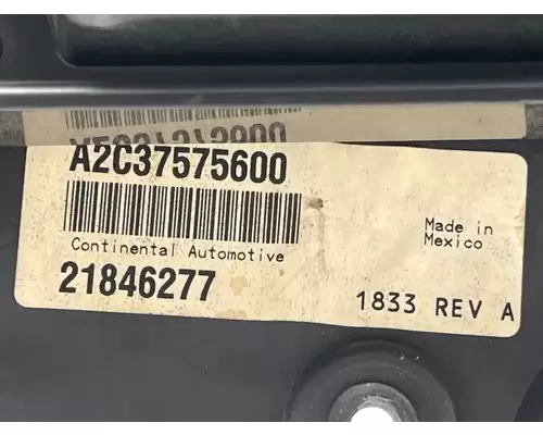 Mack CXU613T Instrument Cluster