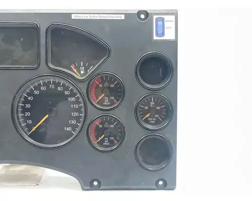 Mack CXU613T Instrument Cluster