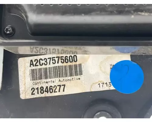 Mack CXU613T Instrument Cluster