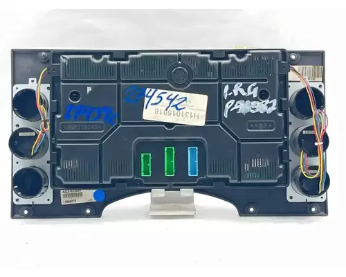 Mack CXU613T Instrument Cluster