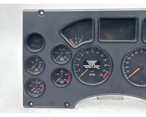 Mack CXU613T Instrument Cluster