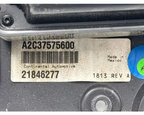 Mack CXU613T Instrument Cluster