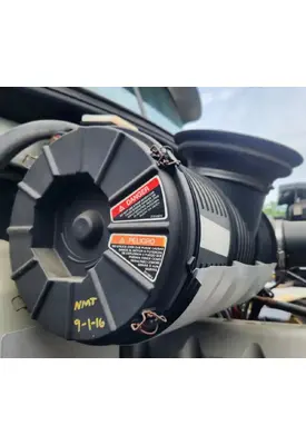 Mack CXU613 Air Cleaner