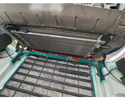 Mack CXU613 Air Conditioner Condenser