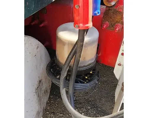 Mack CXU613 Air Drier