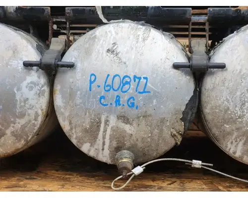 Mack CXU613 Air Tank