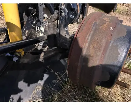 Mack CXU613 Axle Assembly, Front (Steer)