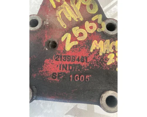 Mack CXU613 Brackets, Misc.