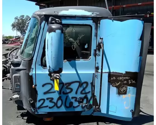Mack CXU613 Cab