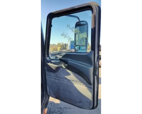Mack CXU613 Cab