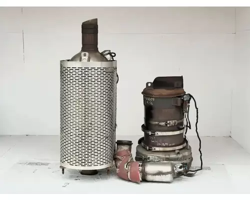Mack CXU613 DPF (Diesel Particulate Filter)