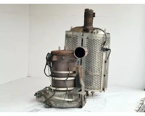 Mack CXU613 DPF (Diesel Particulate Filter)