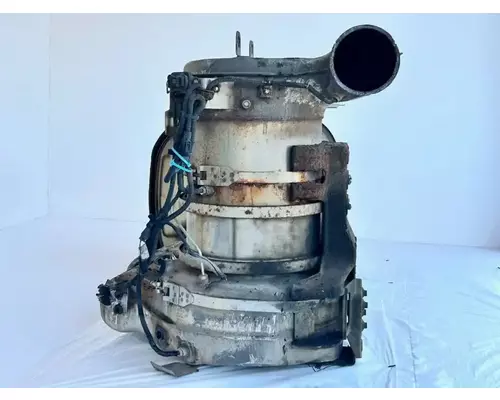 Mack CXU613 DPF (Diesel Particulate Filter)
