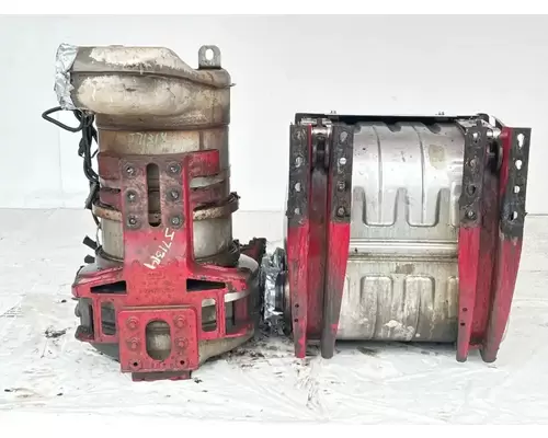 Mack CXU613 DPF (Diesel Particulate Filter)